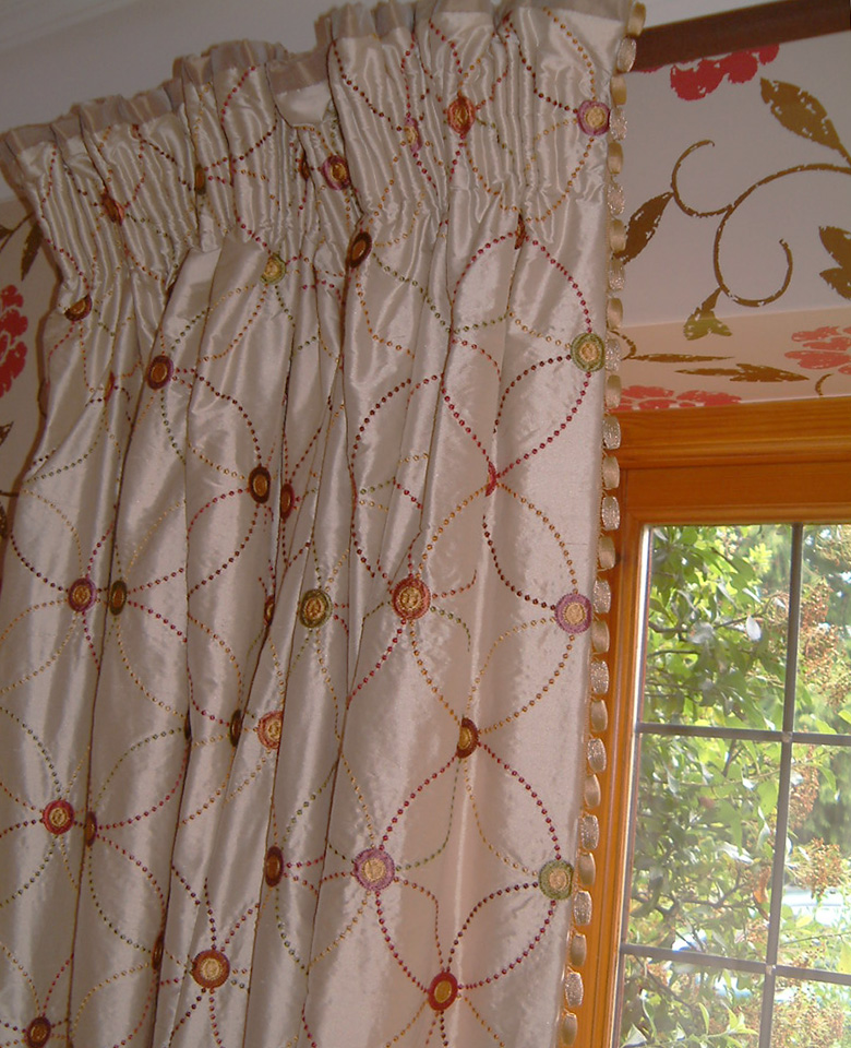 Curtains – with hand gathered heading and contrast top border