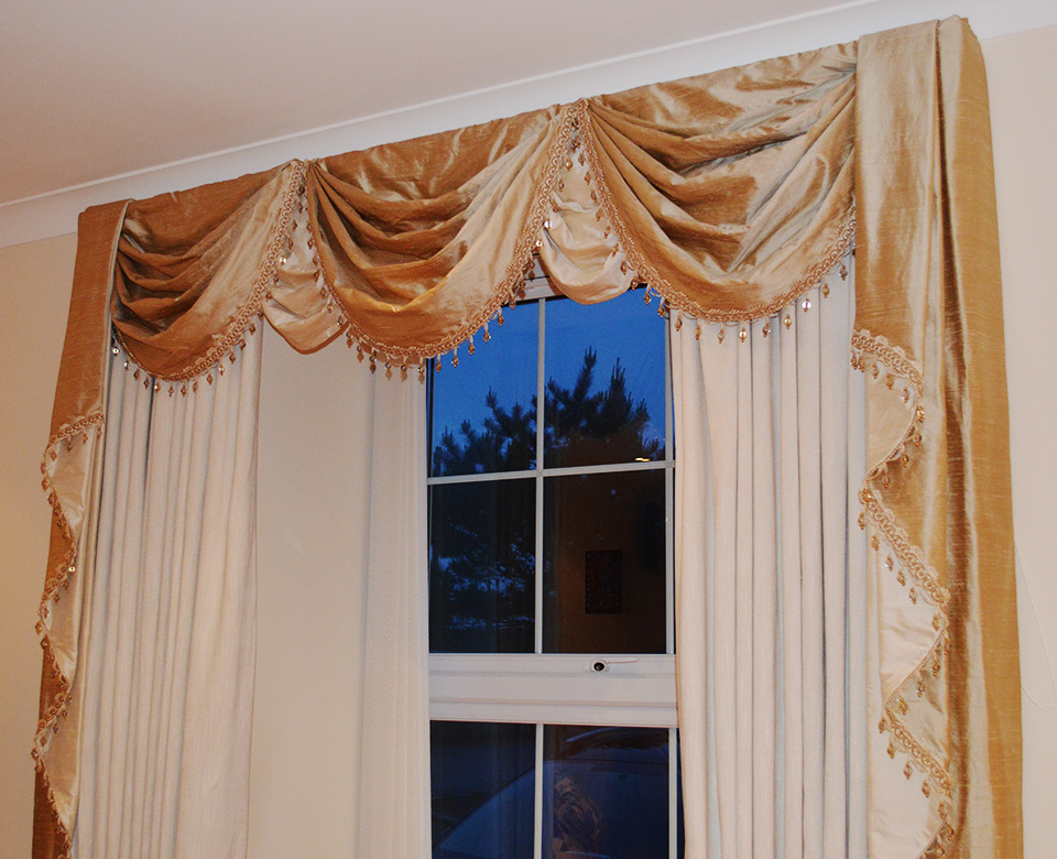 Curtains – swags and tails
